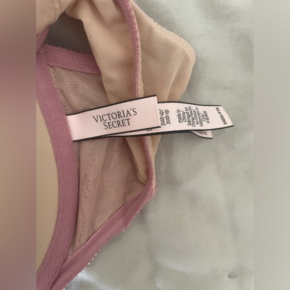 racer back, front closure Victoria’s Secret dream angels push up bra size 34DDD - Picture 3 of 4